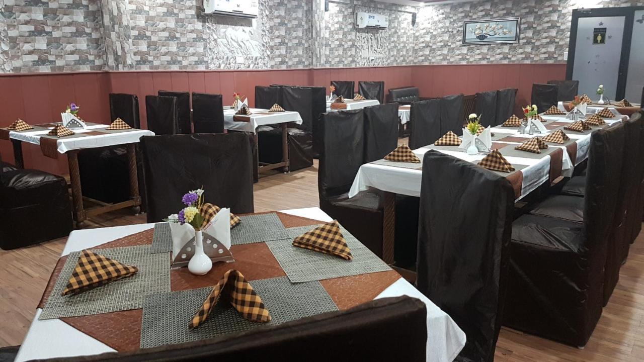 Hotel Jannat Agra  Kültér fotó